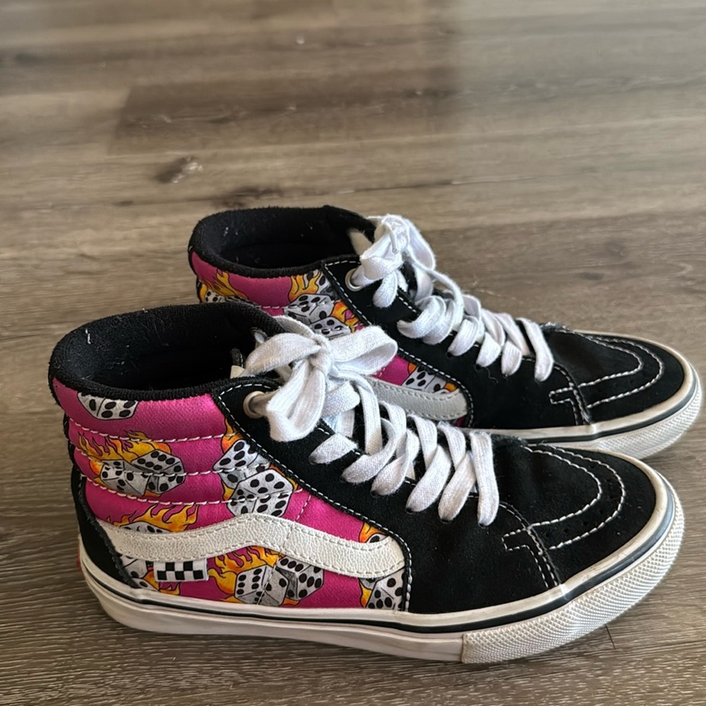 Vans Skate Sk8 Hi Dice Flames Men’s Pink High Top Cushioned Shoes Size 4.5